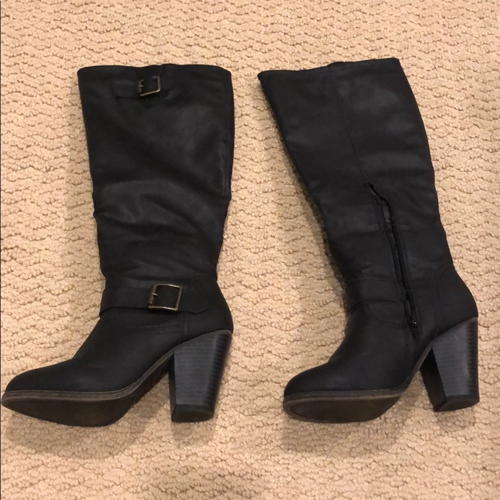Heel boots